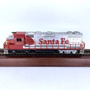 HO Scale Life-Like GP38-2 Santa Fe 3500 Diesel Locomotive Powered Hong Kong Vtg